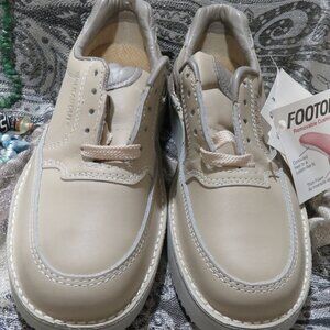 BOGO Footonic Walkabout Contoured Cushioned Insert Leather Lace Up Shoe 6.5